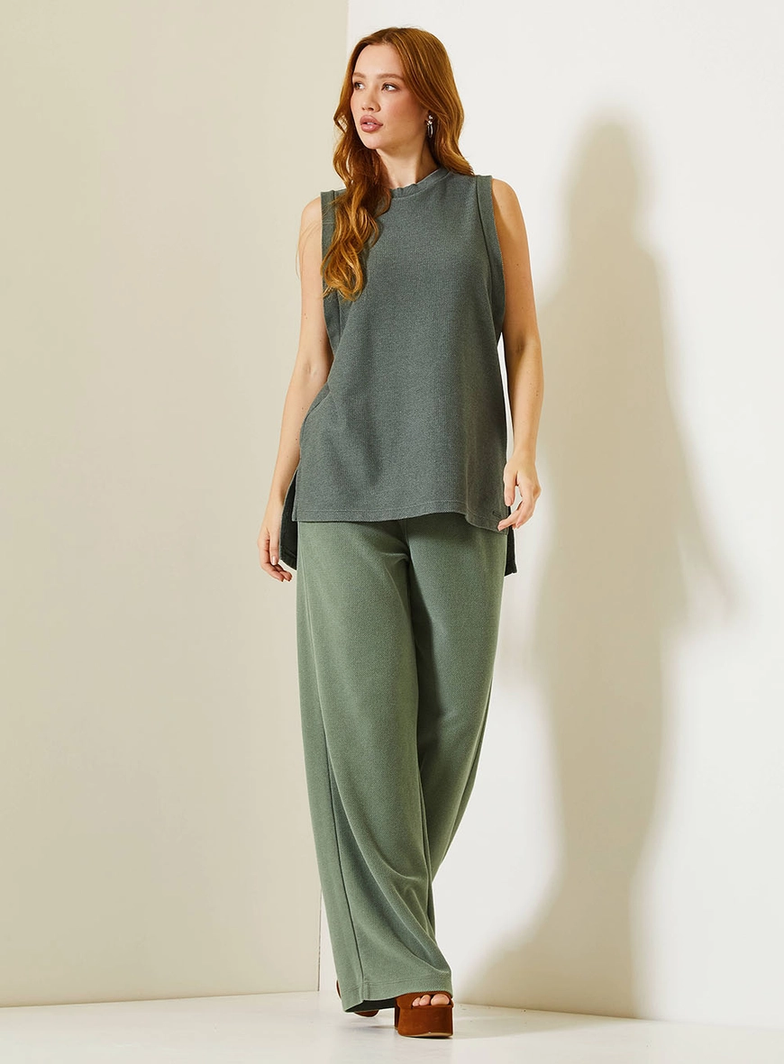 Regata Fashion Com Cava Profunda E Fendas Laterais Verde 3