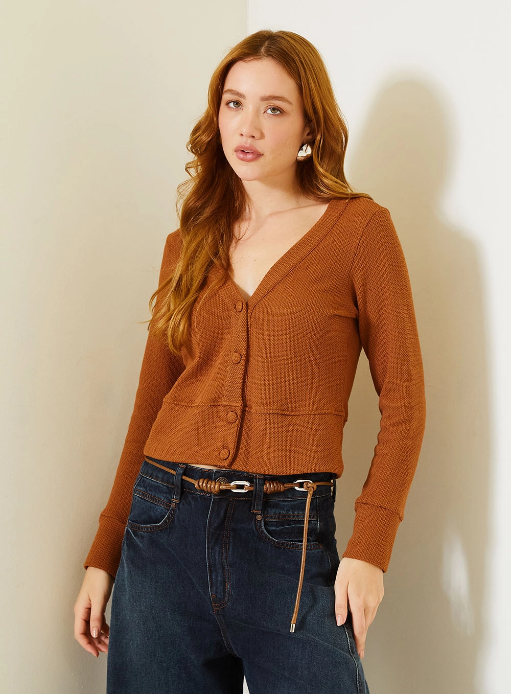 Cardigan Comfort Com Textura Em Tricô E Decote V Marrom 2