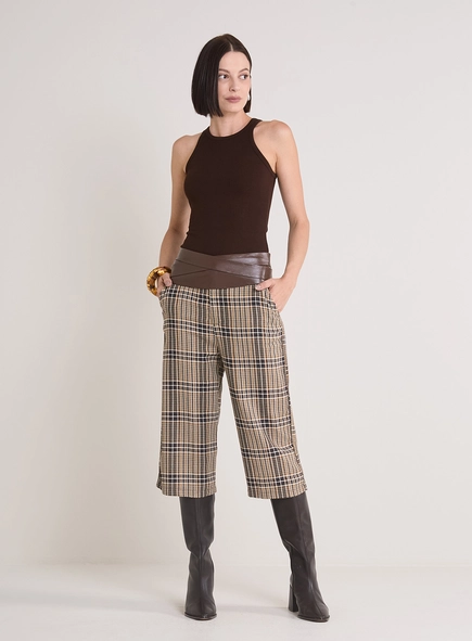 Bermuda Alfaiataria Feminina Xadrez