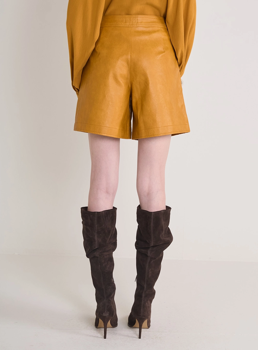Short Reto Pu Amarelo