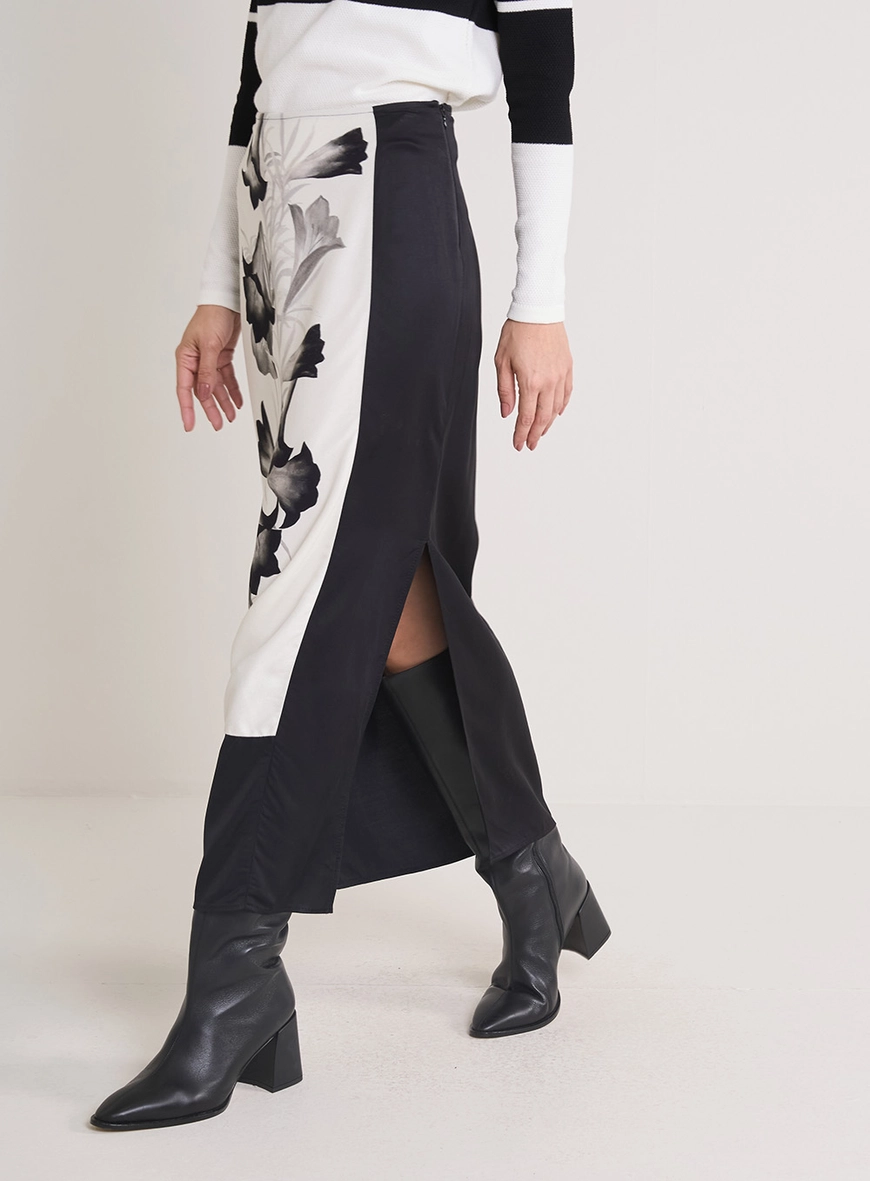 Saia Midi Estampada Com Fenda Lateral Estampados