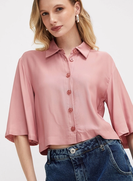 Camisa Feminina Cropped De Mangas Curtas