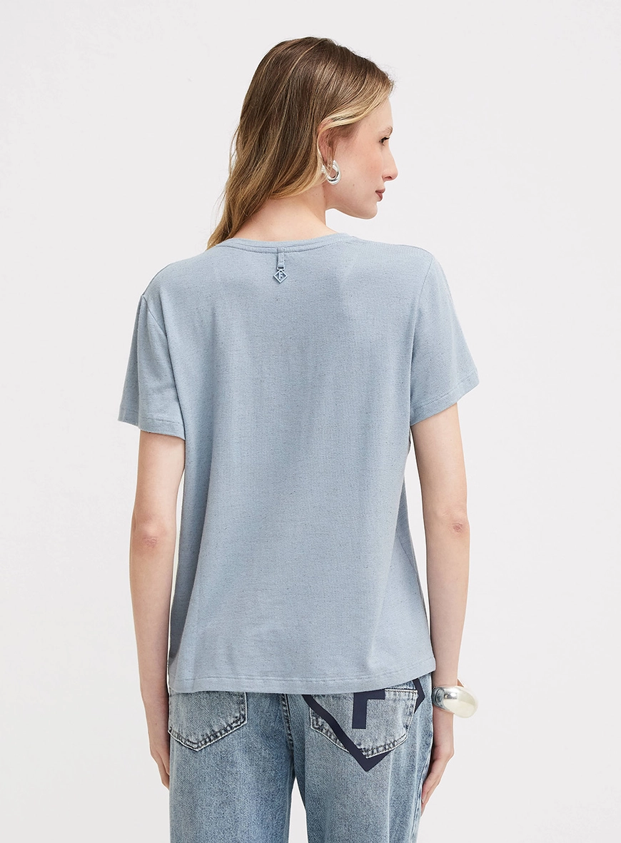 Camiseta Feminina Básica Com Decote V Azul