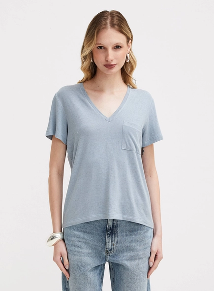 Camiseta Feminina Básica Com Decote V
