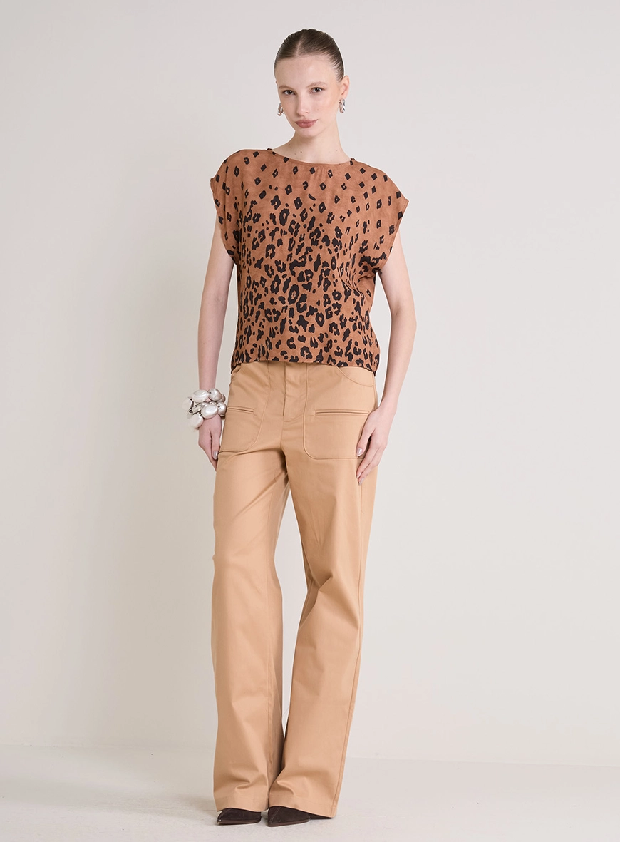 Camiseta Feminina Estampada Decote Canoa Estampados