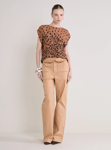 Camiseta Feminina Estampada Decote Canoa