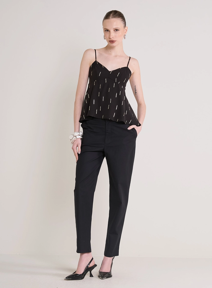 Blusa Ajustada Com Detalhes Preto