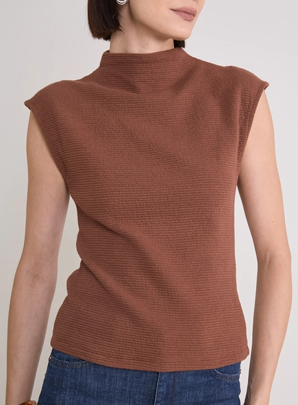 Blusa Canelada Com Gola Japonesa