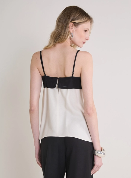 Blusa Estampada Com Decote Reto