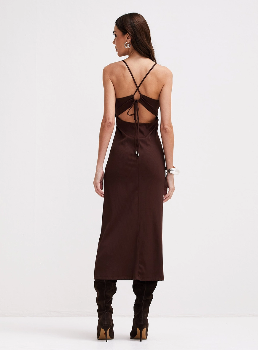 Vestido Midi Justo Com Amarração Marrom