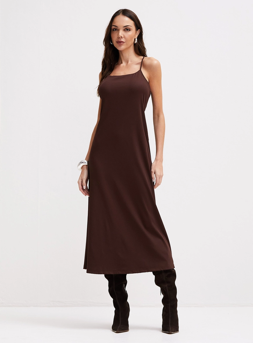 Vestido Midi Justo Com Amarração Marrom