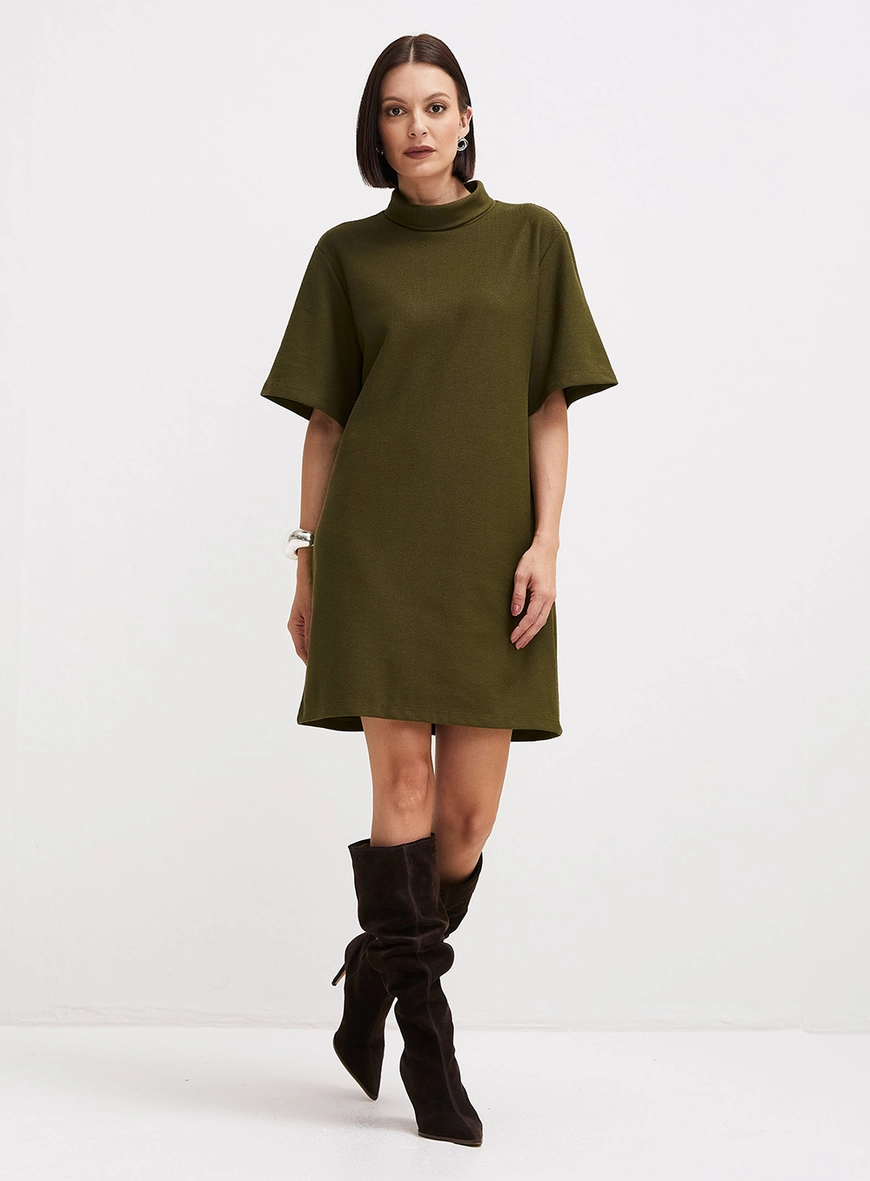 Vestido Curto De Gola Alta Verde