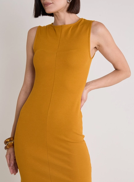 Vestido Midi Justo