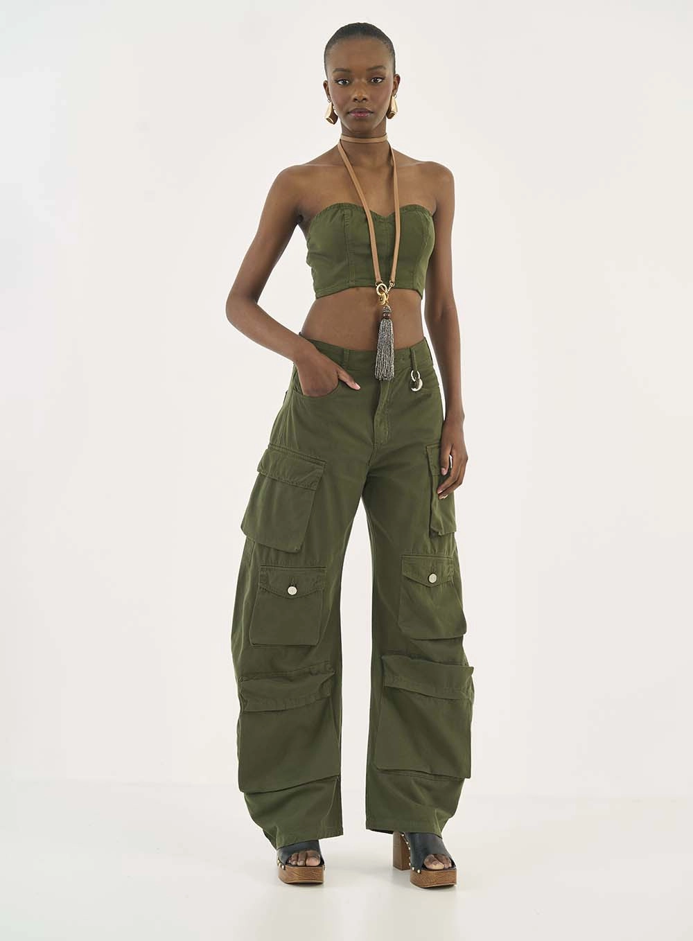 Calça Sarja Barcelona Barril Cargo Verde