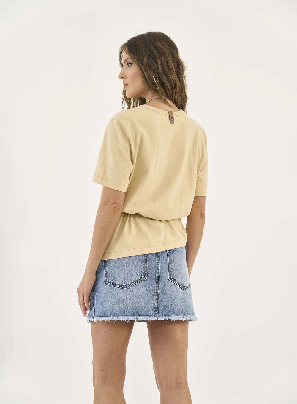 Camiseta Boy Com Estampa Bege
