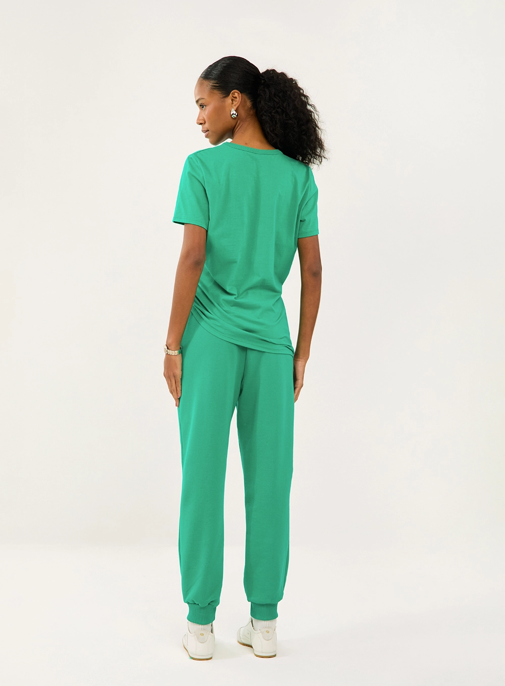 Camiseta Comfort Com Aplicação Verde
