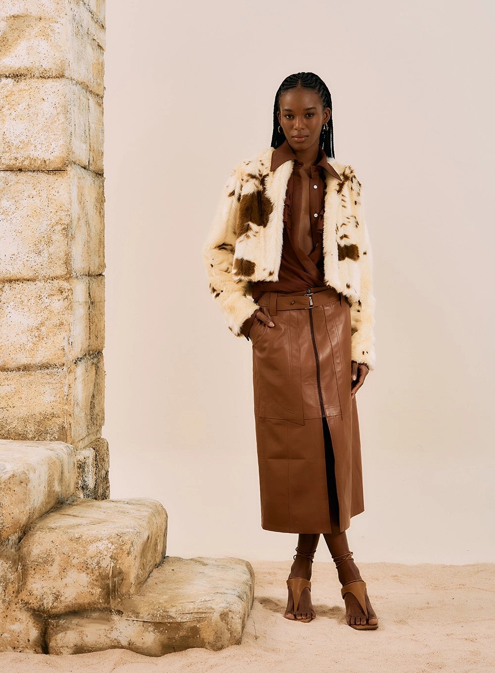 Casaco Cropped Faux Fur Casaco Cropped Faux Fur | Open