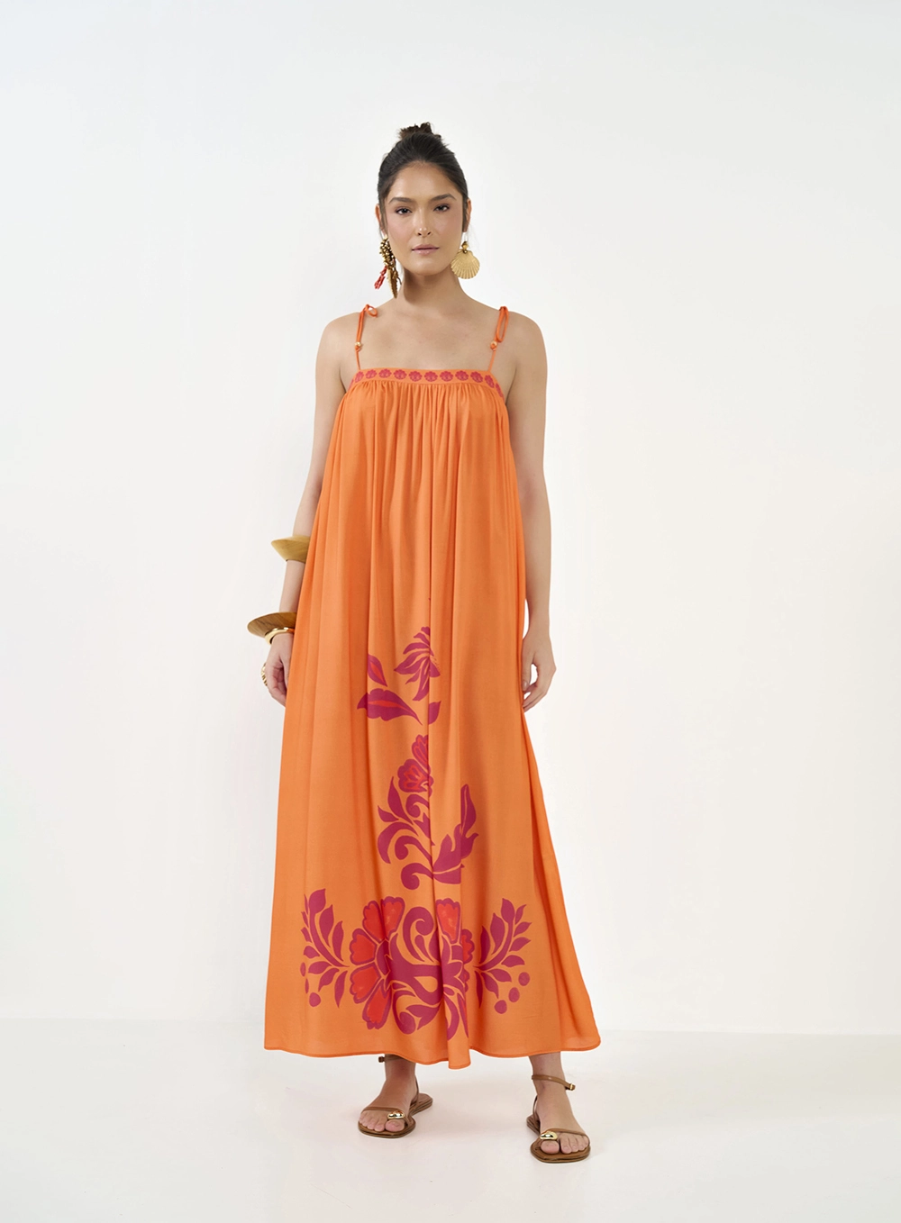 Vestido Longo Amplo Com Estampa Estampados