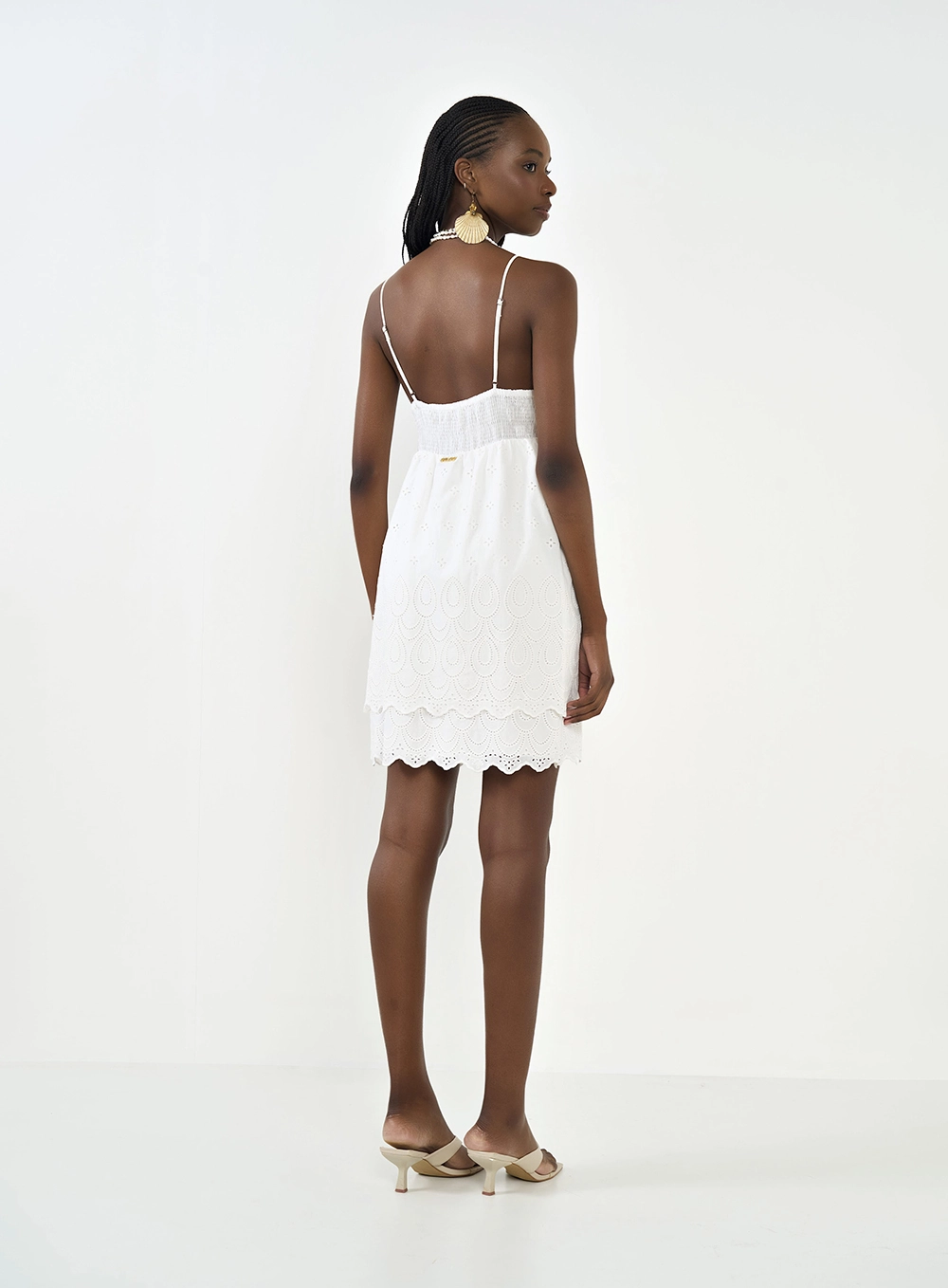Vestido Slim Em Laise Off Shell