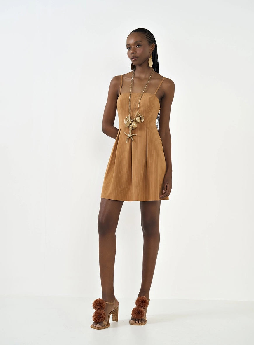 Vestido Comfort Com Detalhe Em Pregas