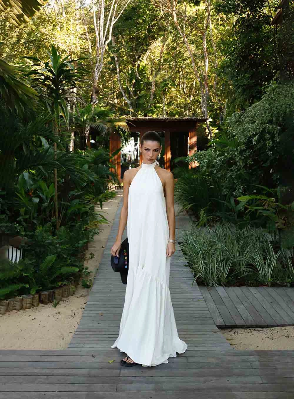 Vestido Frente Única Com Babado Na Barra Off Shell