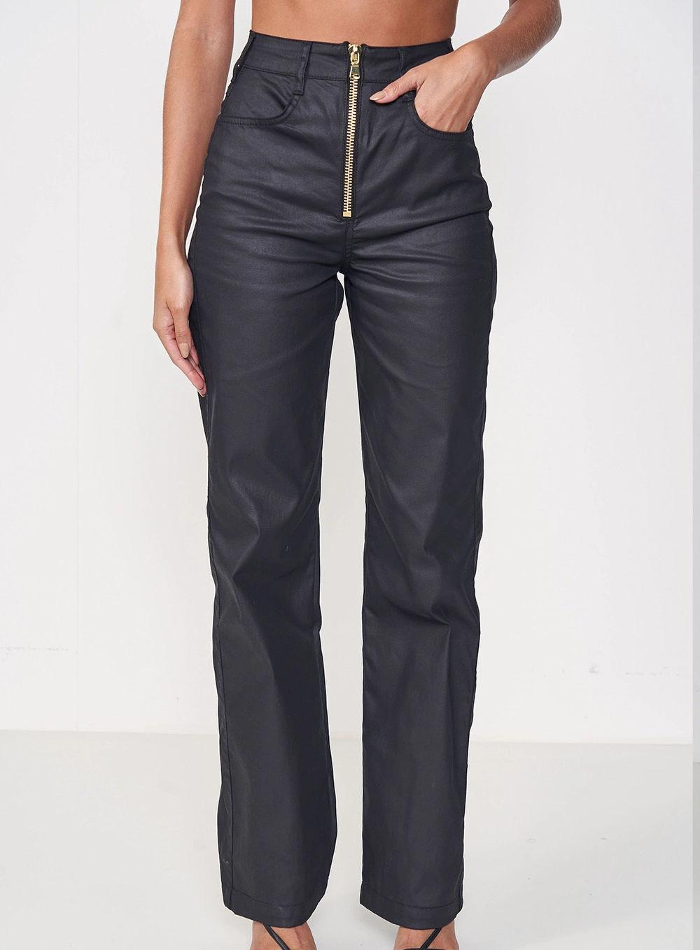 Calça Feminina Sarja Stretch Resinada Berlim Preto