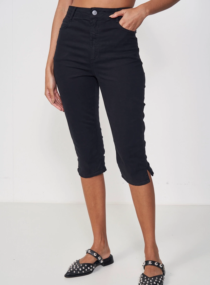 Calça Feminina Sarja Capri Sevilha