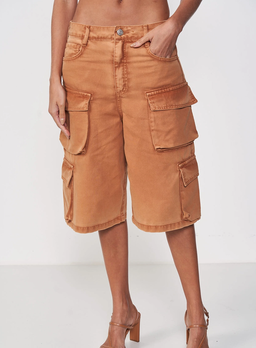 Bermuda Feminina Cargo Sarja Miami Marrom Evermore