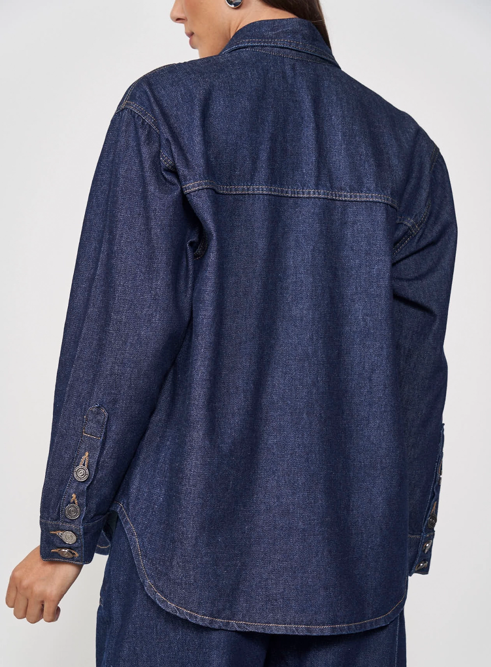 Camisa Jeans Feminina Alfaiataria Loose Índigo