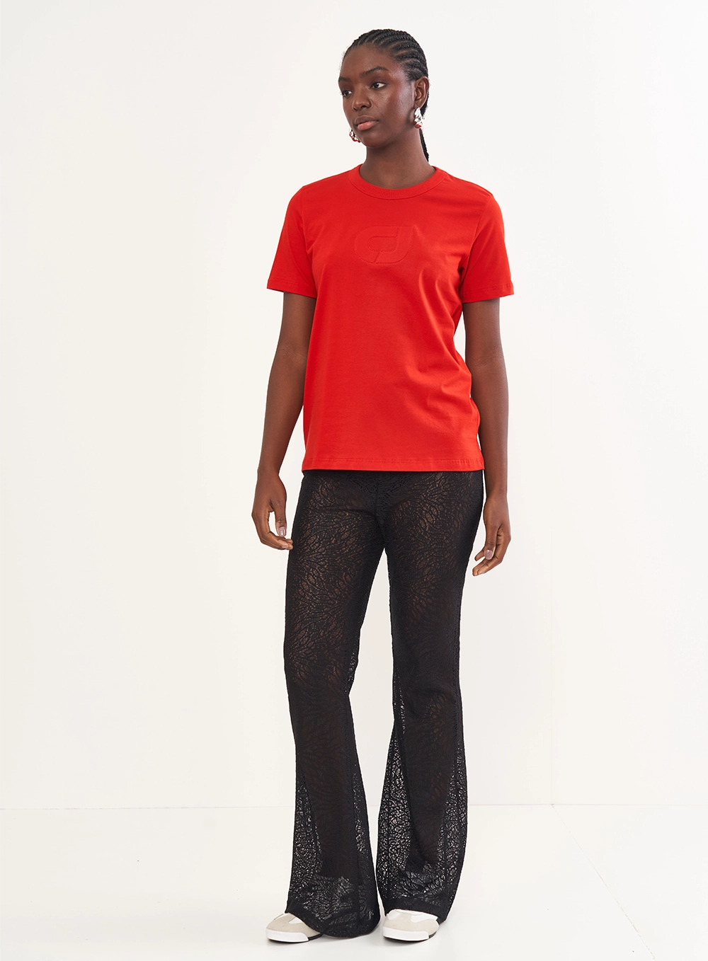 Camiseta Com Logo Em Relevo Vermelho