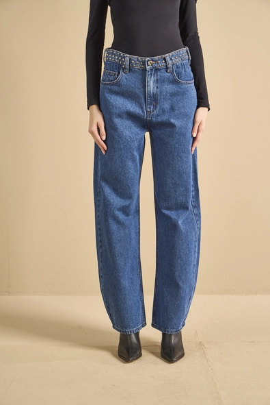 Calça Jeans Feminina Low Curve Com Detalhes
