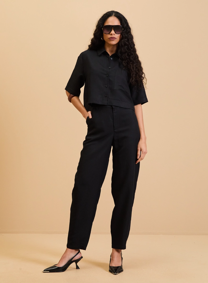 Calça Alfaiataria Feminina Cenoura Preto