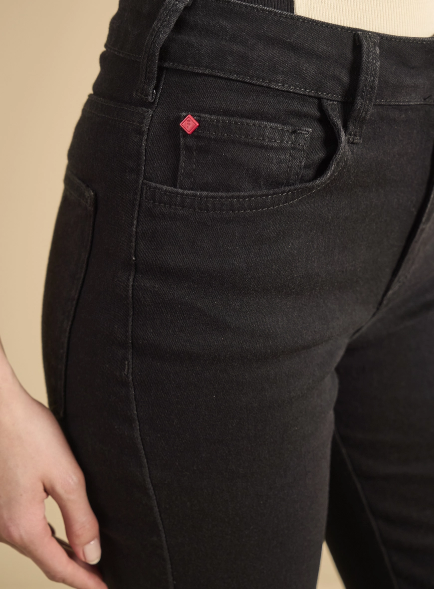Calça Jeans Feminina - Marisa Slim Indigo Preto