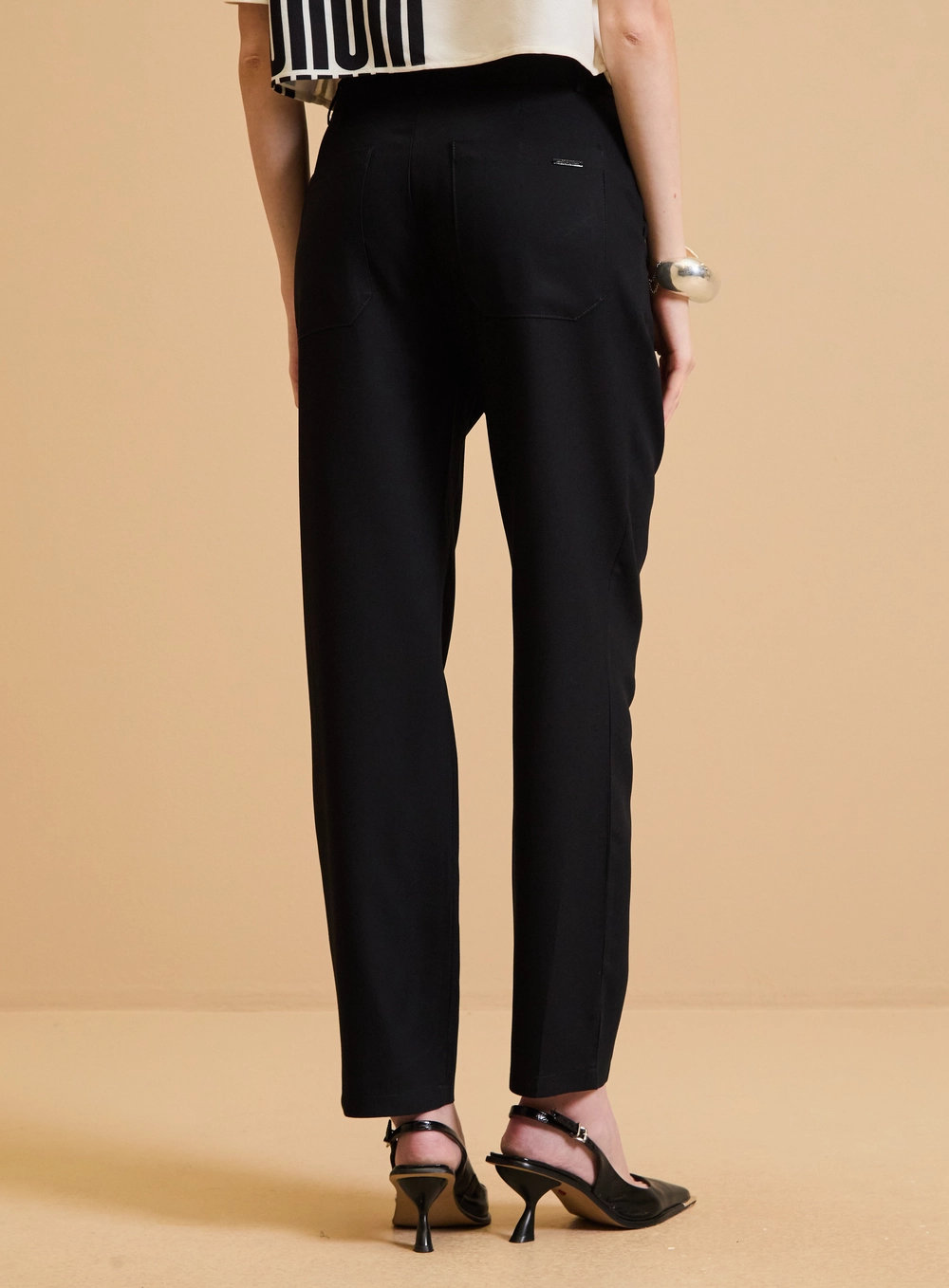 Calça Alfaiataria Feminina Slim Preto 2