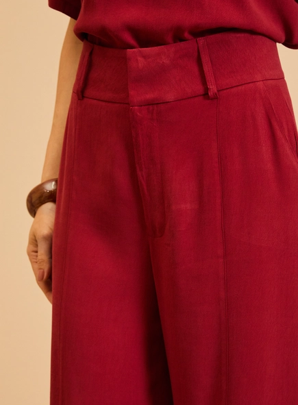 Calça Feminina Pantalona Alfaiataria