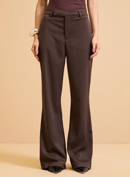 Calça Alfaiataria Feminina Cropped Flare