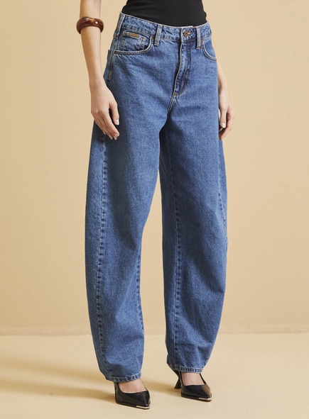 Calça Jeans Feminina Barrel