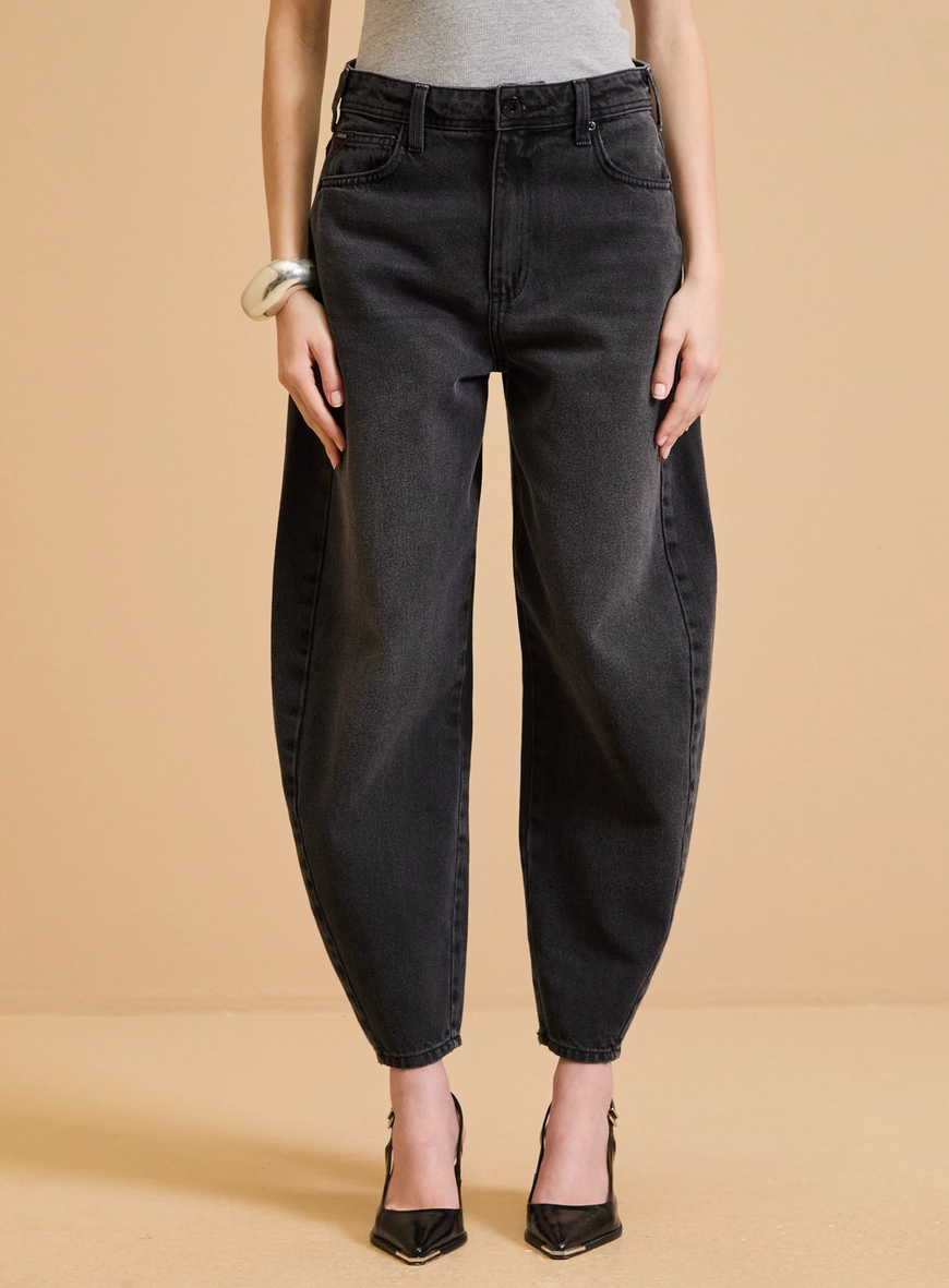 Calça Jeans Feminina Barrel Cropped Indigo Preto