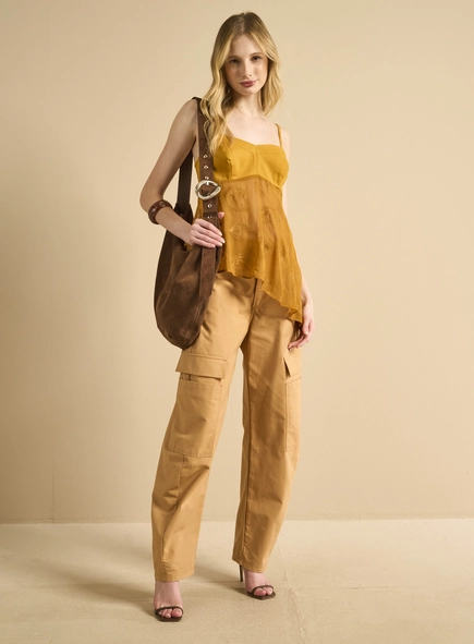 Calça Feminina Alfaiataria Barril