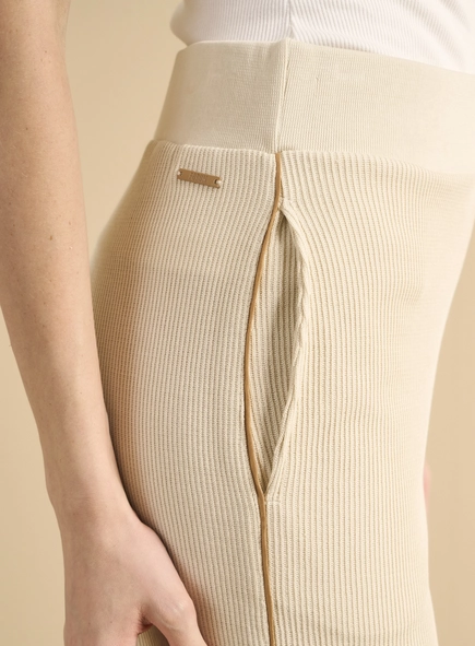 Calça Feminina Canelada Cintura Alta