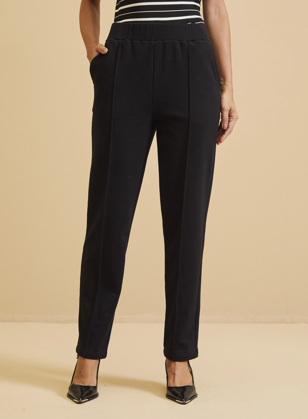 Calça Moletom Feminina Básica Preto 3