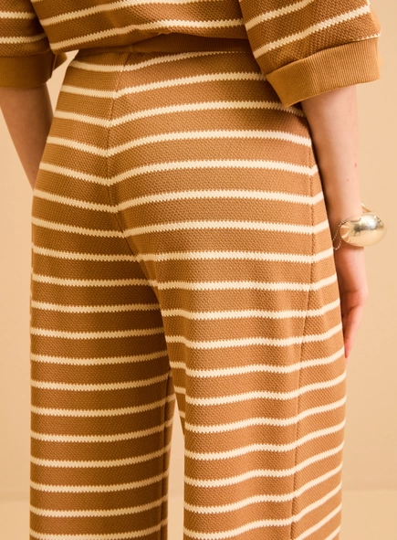 Calça Feminina Ampla Listrada