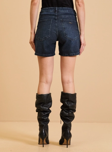 Bermuda Jeans Feminina Reta Lavagem Escura