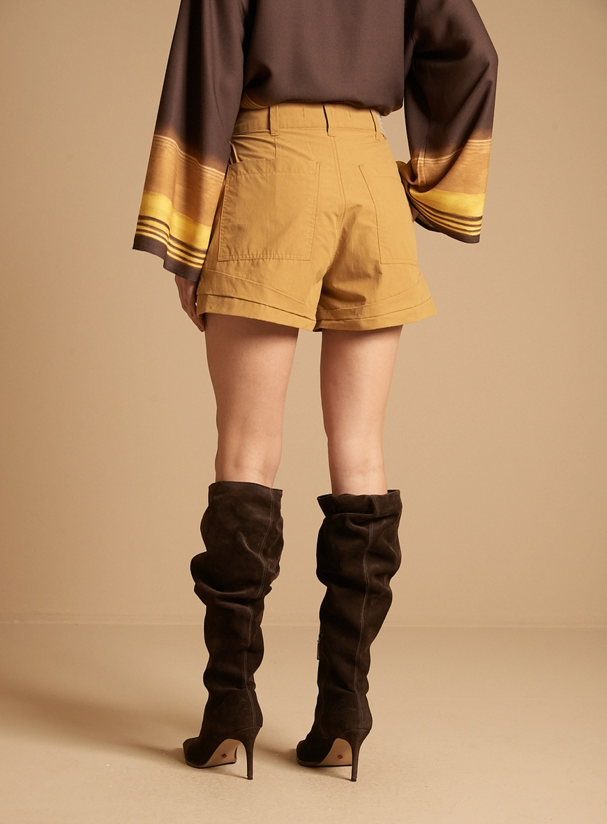 Short De Sarja Alfaiataria Amarelo