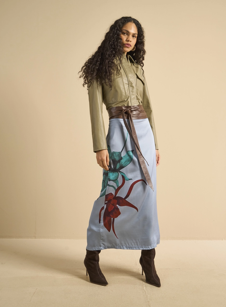 Saia Midi Reta Com Fenda - Aura Floral Azul