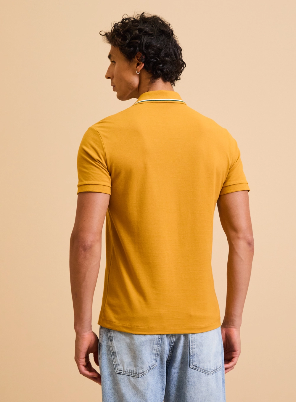 Polo Masculina Muscle Piquet Com Frisos Amarelo 2