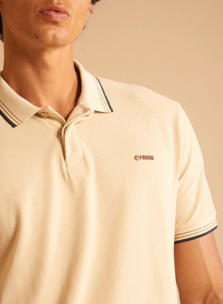 Polo Masculina Muscle Detalhes Frisos
