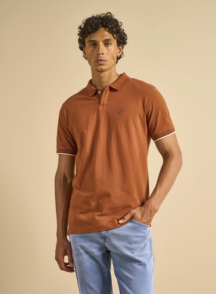 Polo Masculina Muscle Detalhe Frisos