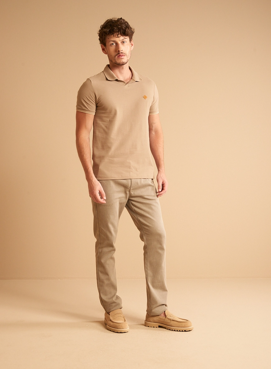 Polo Masculina Muscle Piquet Gola Cubana Marrom