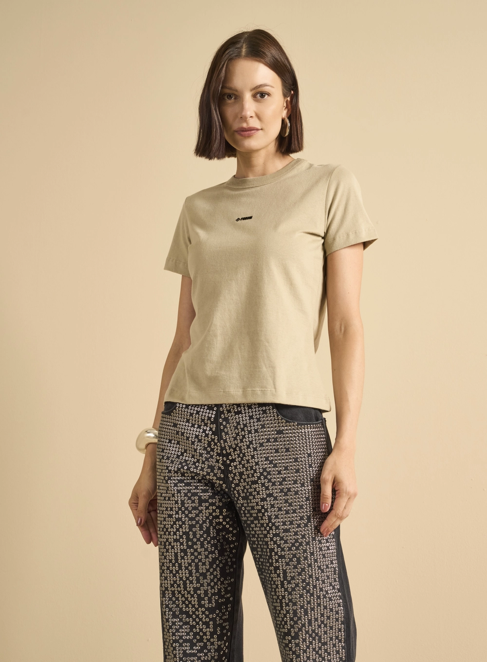 Camiseta Feminina Básica - Fran Bege 1